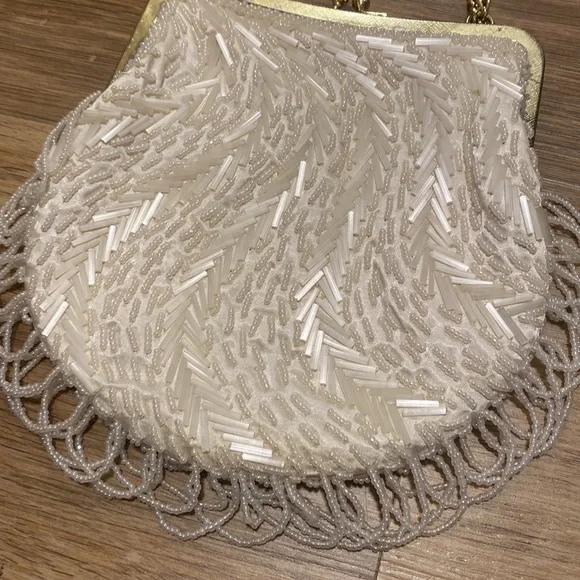 Vintage La Regale Ltd White Beaded Handbag - Picture 2 of 9